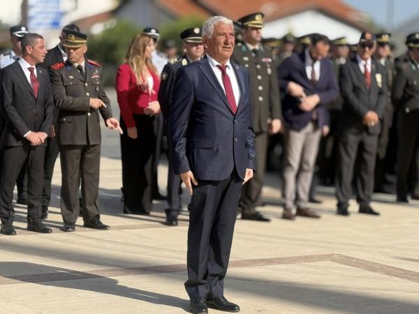 Özçınar 23 Nisan kutlama törenine katıldı